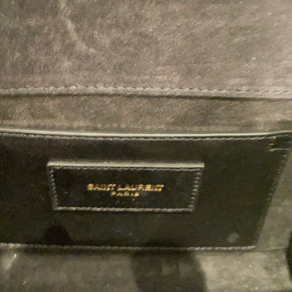 Saint Laurent Black and Gold Chain Bag - Picture 6 of 6